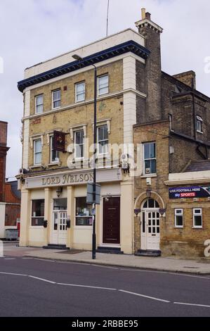 London, Vereinigtes Königreich: Fassade des Lord Nelson Pub in der Manchester Road, Isle of Dogs Stockfoto