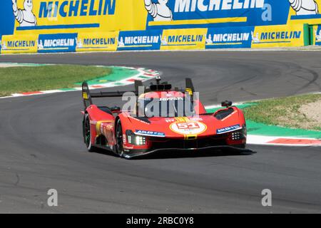 Monza, Italien. 08. Juli 2023. 51 FERRARI AF CORSE ITA M Ferrari 499P Hybrid Alessandro Pier Guidi (ITA) P James Calado (GBR) P Antonio Giovinazzi (ITA während der FIA WEC - 6 Stunden Monza - World Endurance Championship im Autodromo di Monza am 8. Juli 2023 in Monza, Italien (Foto: Fabio Averna/Sipa USA) Kredit: SIPA USA/Alamy Live News Stockfoto