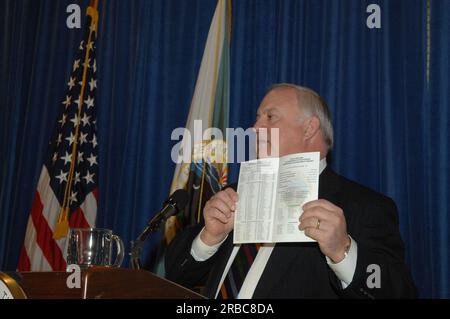 Veranstaltung im "Main Interior" zur Würdigung der Beiträge zum "Performance and Accountability Report 2008" des Innenministeriums mit Ausführungen von Stellvertretender Sekretär P. Lynn Scarlett, stellvertretender Sekretär James Cason, Direktor des Haushaltsbüros Pamela Haze, Stellvertretender Kontrolleur Danny Werfel, Direktor des Finanzmanagements Daniel Fletcher, Und Leiter des Planungs- und Leistungsmanagements Richard Beck Stockfoto