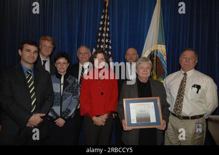 Veranstaltung im "Main Interior" zur Würdigung der Beiträge zum "Performance and Accountability Report 2008" des Innenministeriums mit Ausführungen von Stellvertretender Sekretär P. Lynn Scarlett, stellvertretender Sekretär James Cason, Direktor des Haushaltsbüros Pamela Haze, Stellvertretender Kontrolleur Danny Werfel, Direktor des Finanzmanagements Daniel Fletcher, Und Leiter des Planungs- und Leistungsmanagements Richard Beck Stockfoto