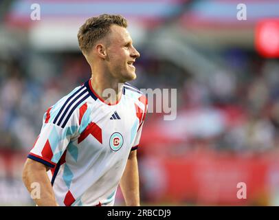 Chicago, USA, 08. Juli 2023. Fabian Herbers vom Chicago Fire FC von Major League Soccer (MLS) feiert sein Tor gegen Nashville SC auf dem Soldier Field in Chicago, IL, USA. Kredit: Tony Gadomski / All Sport Imaging / Alamy Live News Stockfoto