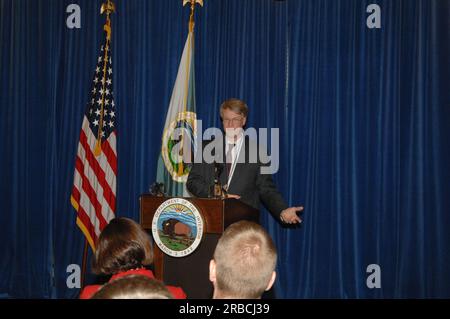 Veranstaltung im "Main Interior" zur Würdigung der Beiträge zum "Performance and Accountability Report 2008" des Innenministeriums mit Ausführungen von Stellvertretender Sekretär P. Lynn Scarlett, stellvertretender Sekretär James Cason, Direktor des Haushaltsbüros Pamela Haze, Stellvertretender Kontrolleur Danny Werfel, Direktor des Finanzmanagements Daniel Fletcher, Und Leiter des Planungs- und Leistungsmanagements Richard Beck Stockfoto