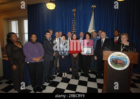 Veranstaltung im "Main Interior" zur Würdigung der Beiträge zum "Performance and Accountability Report 2008" des Innenministeriums mit Ausführungen von Stellvertretender Sekretär P. Lynn Scarlett, stellvertretender Sekretär James Cason, Direktor des Haushaltsbüros Pamela Haze, Stellvertretender Kontrolleur Danny Werfel, Direktor des Finanzmanagements Daniel Fletcher, Und Leiter des Planungs- und Leistungsmanagements Richard Beck Stockfoto