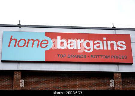 Home Bargain Shop-Schild in Liverpool Stockfoto