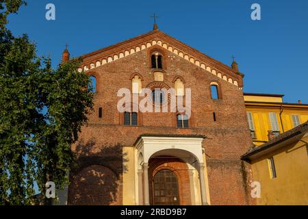 Morimondo, Italien juli 8 2023 - Stadtteil Mailand, Lombardei, Italien, Europa, Zisterzienserabtei Morimondo Stockfoto