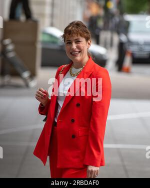 London, England, Großbritannien. 9. Juli 2023. FINANZMINISTERIN VICTORIA ATKINS wird außerhalb von BBC gesehen, während sie am Sonntag mit Laura Kuenssberg auftaucht. (Kreditbild: © Tayfun Salci/ZUMA Press Wire) NUR REDAKTIONELLE VERWENDUNG! Nicht für den kommerziellen GEBRAUCH! Stockfoto