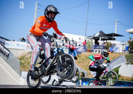 Besancon, Frankreich. 08. Juli 2023. BESANCON, FRANKREICH - JULI 8: Niek Kimmann aus den Niederlanden erwärmt sich am 2. Tag der UEC BMX-Europameisterschaft 2023 beim Complexe sportif du Rosemont am 8. Juli 2023 in Besancon, Frankreich (Foto von Rene Nijhuis/BSR-Agentur). Kredit: BSR Agency/Alamy Live News Stockfoto