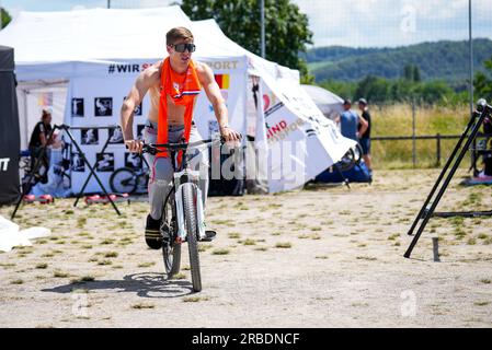 Besancon, Frankreich. 08. Juli 2023. BESANCON, FRANKREICH - JULI 8: Niek Kimmann aus den Niederlanden am 2. Tag der UEC-BMX-Europameisterschaft 2023 beim Complexe sportif du Rosemont am 8. Juli 2023 in Besancon, Frankreich (Foto von Rene Nijhuis/BSR-Agentur) Kredit: BSR-Agentur/Alamy Live News Stockfoto