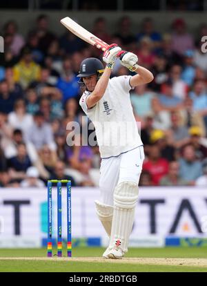 Zak Crawley aus England am 4. Tag des dritten LV= Insurance Ashes Series-Testspiels in Headingley, Leeds. Foto: Sonntag, 9. Juli 2023. Stockfoto