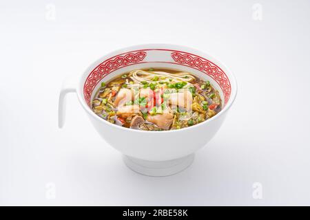 Geschmorte Schweinebraten （Schweinehälse，Schweinefüße）Nudeln mit Sauerkohl Stockfoto