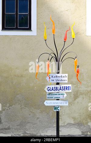 Neuberg, Steiermark, Österreich. 30. Juni 2023. Kaiserhof-Glasfabrik im ehemaligen Zisterskloster Neuberg Stockfoto