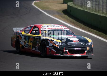 Vallelunga Circuit, Rom, Italien 9 2023. Juli - Nascar Whelen Euro Series, EN2. RENNEN ZWEI. Vladimiros Tziortzis (CYP) in Aktion auf der Rennstrecke. Foto: Fabio Pagani/Alamy Live News Stockfoto