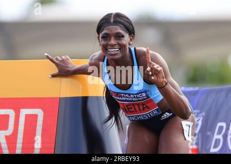 Daryll Neita feiert den Sieg im Frauenfinale 200m während der britischen Leichtathletik-Meisterschaft in der Manchester Regional Arena, Manchester, Großbritannien, 9. Juli 2023 (Foto von Conor Molloy/News Images) Stockfoto