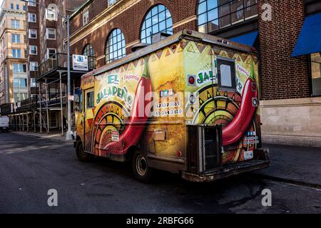 El Jalapeño Food Truck, der mexikanisches Street Food in New York City verkauft Stockfoto