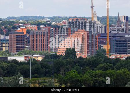 Springwell Gardens, The Junction, Latitude Purple & Latitude Blue sind Apartments, die derzeit im Leeds City Centre, West Yorkshire, gebaut werden Stockfoto