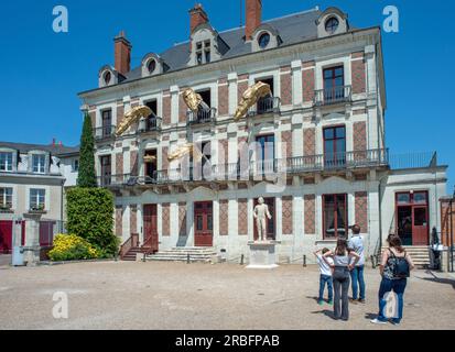 Frankreich, Loir-et-Cher (41), Vallée de la Loire classée Patrimoine mondial de l'UNESCO, Blois, Maison de la Magie Robert-Houdin, apparition des Dragons Stockfoto