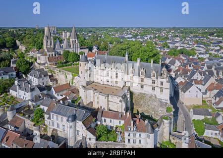 Frankreich, Indre-et-Loire (37), Loches, La cité médiévale et le logis Royal (vue aérienne) // Frankreich, Indre-et-Loire, Loches, die mittelalterliche Stadt und die Stockfoto