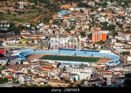 Überblick über die Stadt Fianarantsoa, südzentral gelegene Insel Madagaskar. Fianarantsoa ist die Hauptstadt der Region Haute Matsiatra und des Fianarantsoa Pro Stockfoto