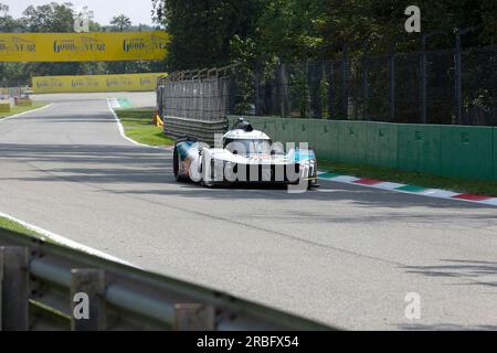 Monza, Italien. 08. Juli 2023. 07/08/2023, Autodromo Nazionale di Monza, Monza, WEC - 6 Stunden Monza, im Bild PEUGEOT TOTALENERGIES, Peugeot 9X8, Loic Duval (FRA), Gustavo Menezes (USA), Nico Muller (CHE). Guthaben: dpa/Alamy Live News Stockfoto