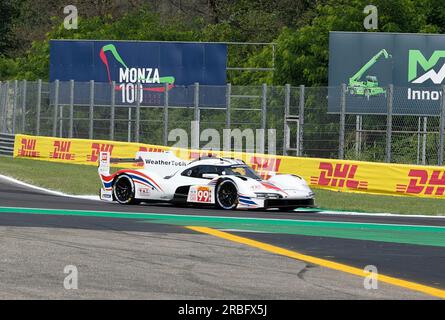 Monza, Italien. 08. Juli 2023. 07/08/2023, Autodromo Nazionale di Monza, Monza, WEC - 6 hours of Monza, in the Picture PROTON COMPETION, Porsche 911RSR, Gianmaria Bruni (ITA), Harry Tincknell (GBR), Neel Jani (CHE) Credit: dpa/Alamy Live News Stockfoto