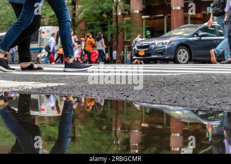 Szenen einer blühenden Metropole an einem Sommertag Stockfoto