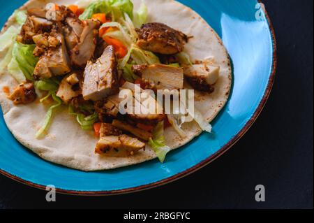 Hähnchendoner Kebab, Türkisches Kebab-Sandwich Stockfoto