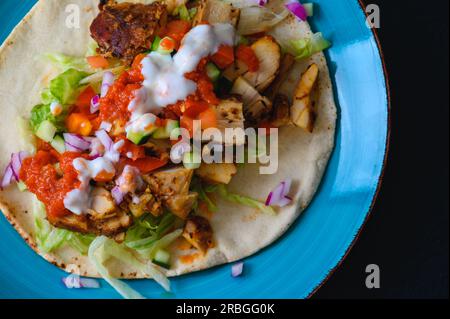 Hähnchendoner Kebab, Türkisches Kebab-Sandwich Stockfoto