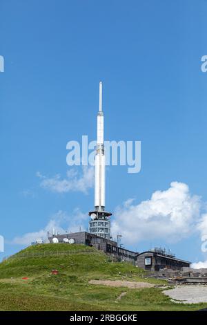 Puy de Dome, Frankreich, 9. Juli 2023, Stufe 9, 184km, Saint Leonard de Noblat nach Puy de Dome während der 110. Ausgabe der Tour de France. Kredit: Nick Phipps/Alamy Live News Stockfoto