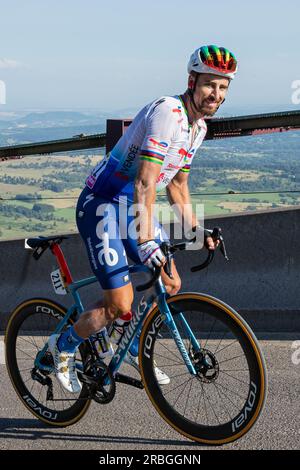 Puy de Dome, Frankreich, 9. Juli 2023, PETER SAGAN von TOTALENERGIES auf Stage 9, 184km, Saint Leonard de Noblat an Puy de Dome während der 110. Ausgabe der Tour de France Kredit: Nick Phipps/Alamy Live News Stockfoto