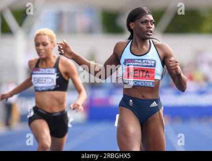 Manchester, Großbritannien. 08. Juli 2023. Manchester Regional Arena, Manchester, Großbritannien. Nationale britische Leichtathletikmeisterschaft 2023. Bildunterschrift: Daryll Neita gewinnt die 200 Meter für Frauen und gewinnt mit einem neuen CR von 22,25. Bild: Mark Dunn/Alamy Live News (Sport) Kredit: Mark Dunn Photography/Alamy Live News Stockfoto