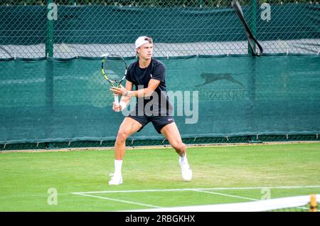 Bei den Wimbledon Championships 2023, die vom All England Tennis Club ausgerichtet werden, wurden Coco Gauff, Christopher Eubanks und Elina Svitolina vorgestellt. Stockfoto