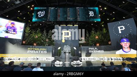 Seattle, Usa. 09. Juli 2023. Die Pittsburgh Pirates wählen Paul Skenes von der LSU am Sonntag, den 9. Juli 2023, als Nummer 1 des MLB-Entwurfs 2023 im Lumen Field in Seattle, Washington. Foto: Aaron Josefczyk/UPI Credit: UPI/Alamy Live News Stockfoto