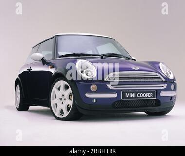 Ein BMW Mini Cooper im Studio Stockfoto