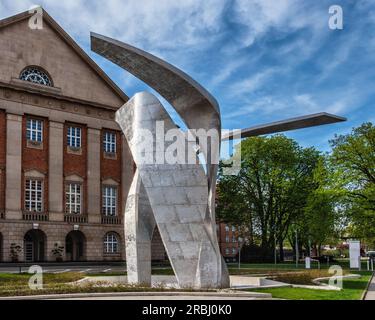 The Wings Skulptur von Daniel Libeskind vor dem Siemens-Hauptquartier Rohrdamm 85, Siemensstadt, Spandau, Berlin, Deutschland Stockfoto