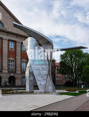 The Wings Skulptur von Daniel Libeskind vor dem Siemens-Hauptquartier, Rohrdamm 85, Spandau, Berlin Stockfoto