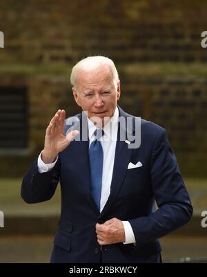 London, Großbritannien. 10. Juli 2023. Der britische Premierminister Rishi Sunak trifft sich während des kurzen Besuchs der Präsidenten in Großbritannien mit Joe Biden, dem 46. Präsidenten der Vereinigten Staaten von Amerika, in der Downing Street. Kredit: MARTIN DALTON/Alamy Live News Stockfoto
