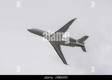 ISTANBUL, TURKIYE - 08. OKTOBER 2022: Dassault Aviation Dassault Falcon 8X (487) Abflug vom Flughafen Istanbul Atatürk Stockfoto