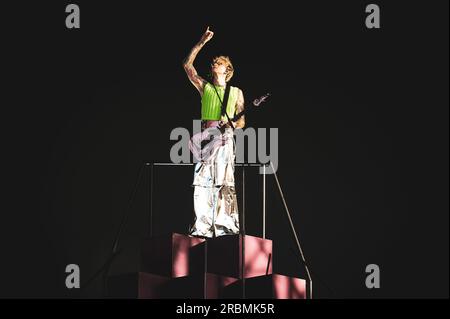 MADRID, MAD COOL FESTIVAL 2023, SPANIEN: Der amerikanische Musiker, Rapper, Sänger, Songwriter und Schauspieler Machine Gun Kelly (echter Name Colson Baker) tritt live auf der Bühne des Mad Cool Festival 2023 auf. Stockfoto