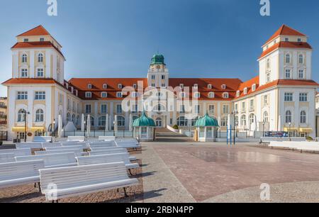 Kurhaus in Binz auf Rügen, Mecklenburg-Vorpommern, Norddeutschland, Deutschland Stockfoto