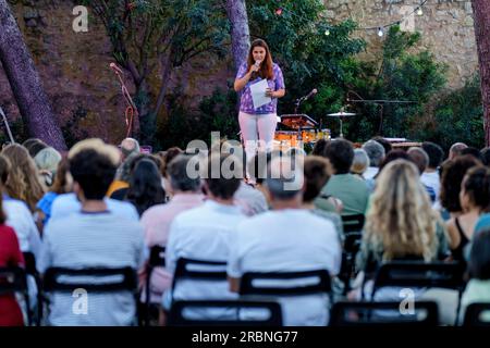 Anna Andreu in Konzert, La Lluna en Vers Festival, Binissalem, Mallorca, Balearen, Spanien. Stockfoto