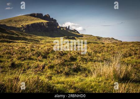 Blick in Richtung Old man of Storr, Trotternish Peninsula, Isle of Skye, Highlands, Schottland, UK Stockfoto