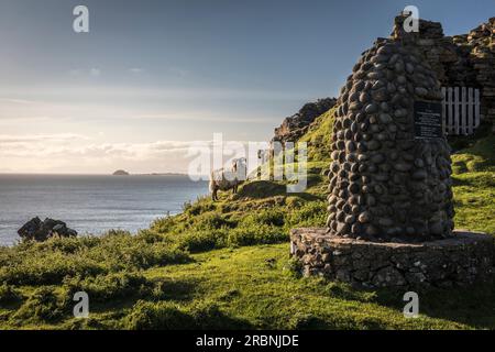 Ruinen von Duntulm Castle im Norden der Trotternish Halbinsel, Isle of Skye, Highlands, Schottland, Großbritannien Stockfoto