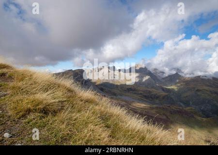 Und petraficha Quimboa Alto, Tal von Hecho, westlichen Täler, Pyrenäen, Provinz Huesca, Aragón, Spanien, Europa. Stockfoto