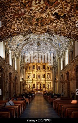 Herrliches Innere der Basilika de Nuestra Señora de la Soledad, Stadt Oaxaca de Juárez, Bundesstaat Oaxaca, Mexiko, Nordamerika, Lateinamerika Stockfoto