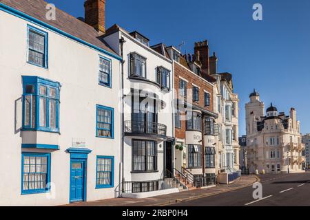 Historische Hotels am Ufer in Eastbourne, East Sussex, England Stockfoto