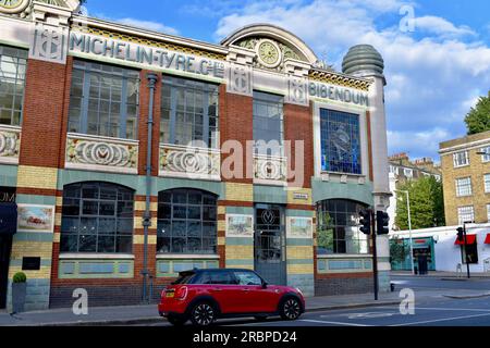 Red Mini in Front of Michelin House, Chelsea, London Stock Photo