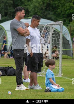 Glasgow, Schottland, Großbritannien. 8. Juli 2023: Ehemaliger keltischer Spieler Bobby Petta auf einem Jugendfußballfest in Glasgow. Stockfoto