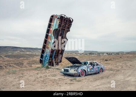 08-14-2017 Goldfield, NV, USA. International Car Forest of the Last Church. Stockfoto