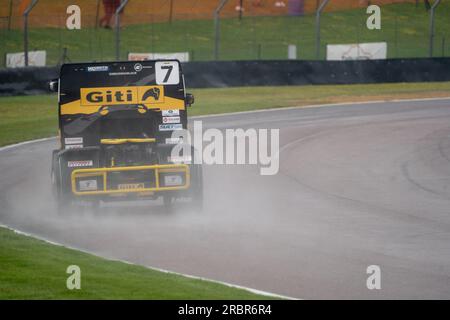Andover, Großbritannien. 08. Juli 2023. Qualifizierung bei der British Truck Racing Championship auf dem Thruxton Circuit, Andover, Großbritannien, am 8. Juli 2023. Foto: Chris Williams. Nur redaktionelle Verwendung, Lizenz für kommerzielle Verwendung erforderlich. Keine Verwendung bei Wetten, Spielen oder Veröffentlichungen von Clubs/Ligen/Spielern. Kredit: UK Sports Pics Ltd/Alamy Live News Stockfoto