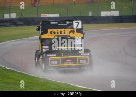 Andover, Großbritannien. 08. Juli 2023. Qualifizierung bei der British Truck Racing Championship auf dem Thruxton Circuit, Andover, Großbritannien, am 8. Juli 2023. Foto: Chris Williams. Nur redaktionelle Verwendung, Lizenz für kommerzielle Verwendung erforderlich. Keine Verwendung bei Wetten, Spielen oder Veröffentlichungen von Clubs/Ligen/Spielern. Kredit: UK Sports Pics Ltd/Alamy Live News Stockfoto